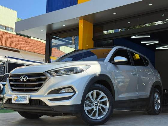 HYUNDAI TUCSON 1.6 16V T-GDI GASOLINA GLS ECOSHIFT HYUNDAI TUCSON 1.6 16V T-GDI GASOLINA GLS ECOSHIFT